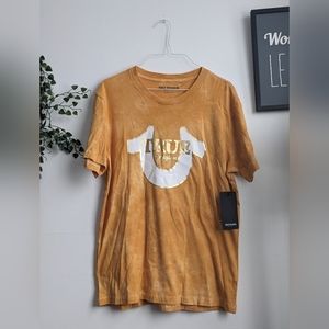 True Religion Honey Yellow Tie Diy Gold Logo Tee Shirt for men in size Small.NWT